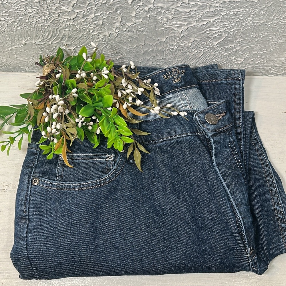 NWOT Lee Riders Women's 16 Petite Denim Blue Jeans Straight Leg Classic - Picture 3 of 10
